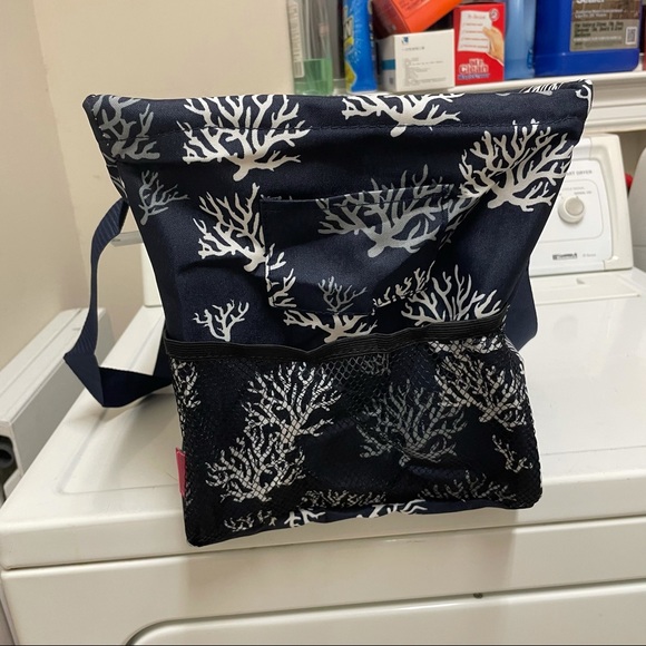 2 LEFT: TRUNK ORGANIZER - Picture 6 of 10